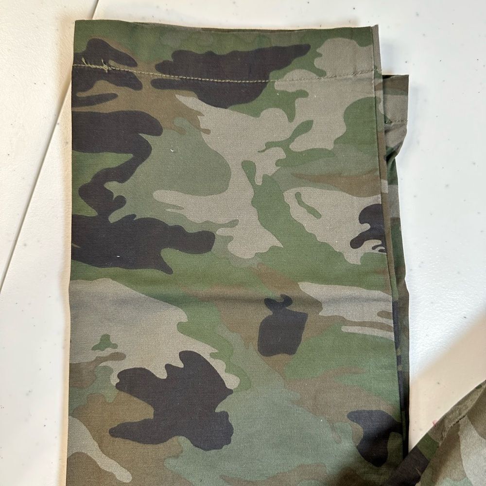 NWT Anthropologie Women’s Pull On Drawstring Camo Pants Pockets - Size Small - Picture 7 of 10